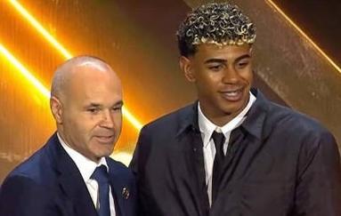 揭秘线上百家乐的“绿幕”发牌：实时直播背后的技术保障。（揭开线上百家乐“绿幕”发牌之谜：实时直播的技术如何保驾护航）